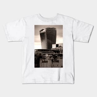 20 Fenchurch Street Walkie-Talkie Building London Kids T-Shirt